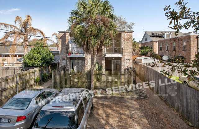 309 Lilac St - 309 Lilac Street, Metairie, LA 70005