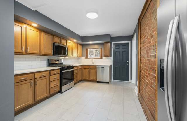 125 Southern Avenue photos photos