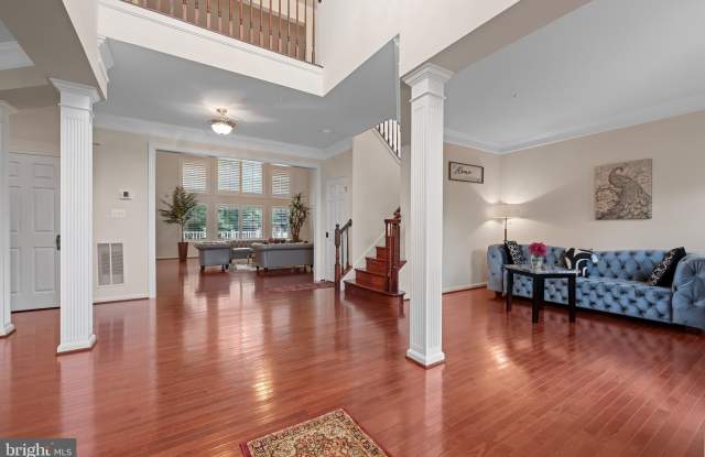 11810 TREGIOVO Place Gallery 4