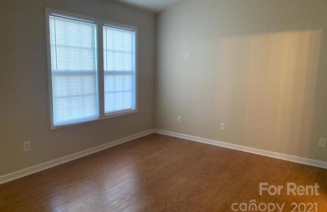 741 Plaza Walk Drive Gallery 3