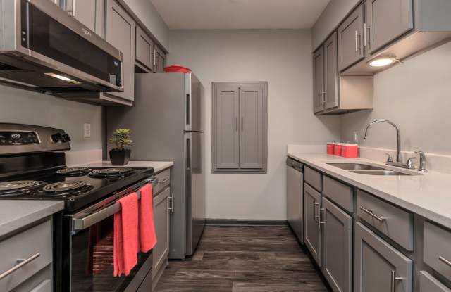Riverstone Apartments Gallery 3