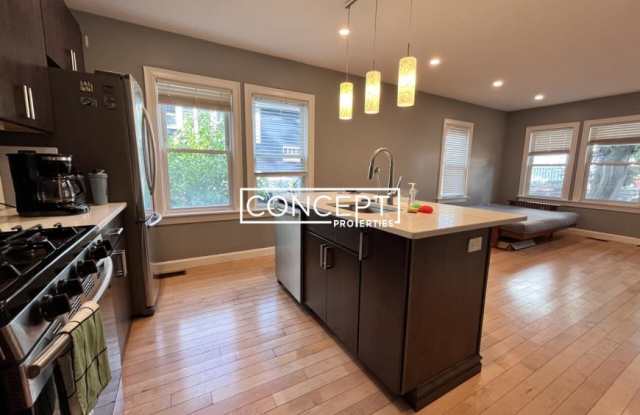 31-33 Thornton St. photos photos