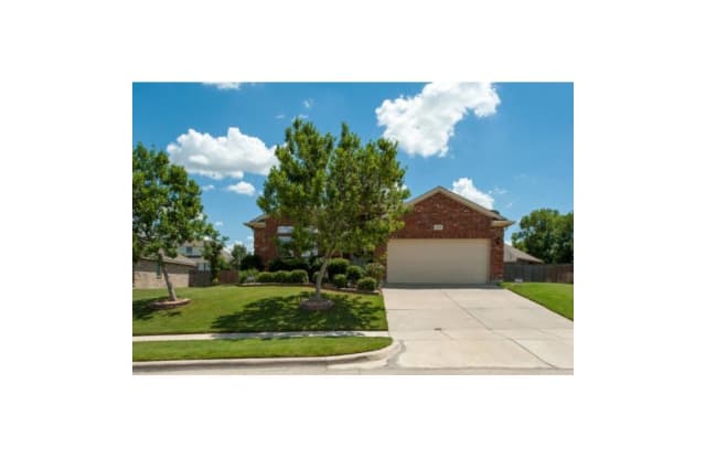 1308 Linwood Ln - 1308 Linwood Lane, Edgecliff Village, TX 76134