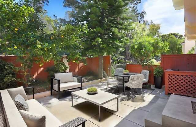 8112 E Naples Lane Gallery 3