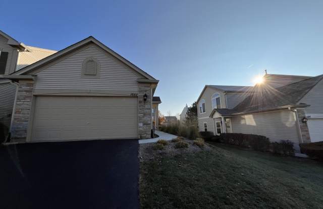 1682 Fredericksburg Lane - 1682 Fredericksburg Lane, Aurora, IL 60503