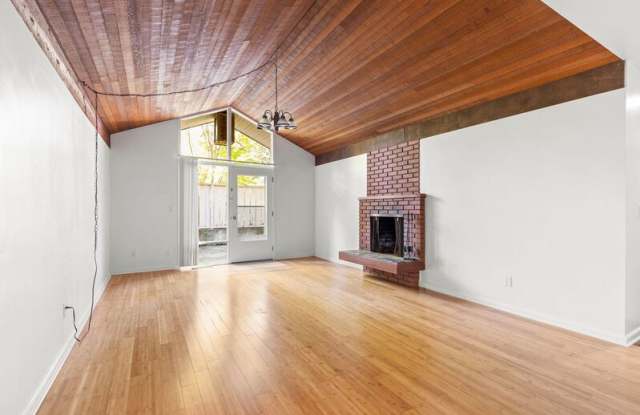 6780 SW Canyon Terr photos photos