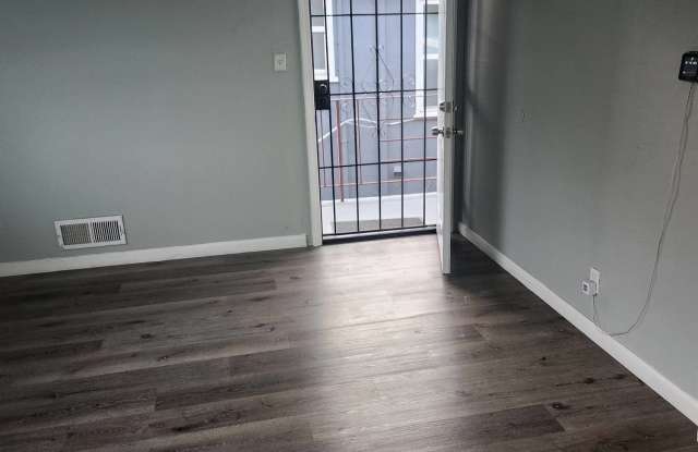 2015 82nd Avenue - 2 photos photos