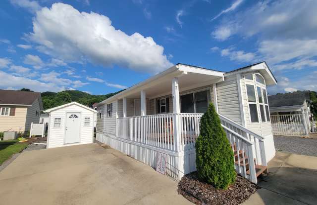 21 Strollers Ln photos photos