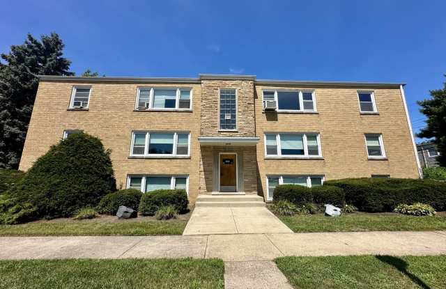 4950 Greenwood Street photos photos