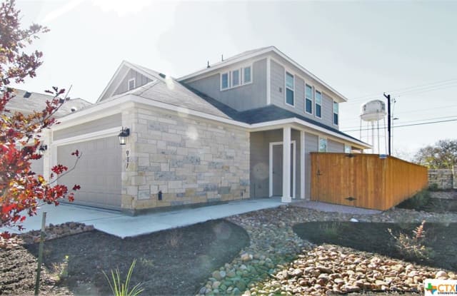 917 Crystal Brook Cove - 917 Crystal Brook Cv, New Braunfels, TX 78130
