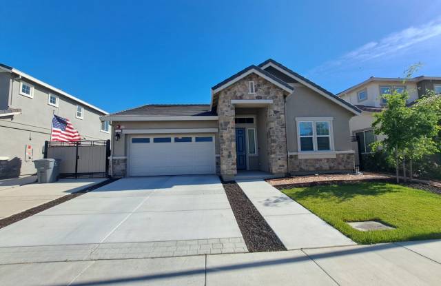 Feels Like a Model Home photos photos