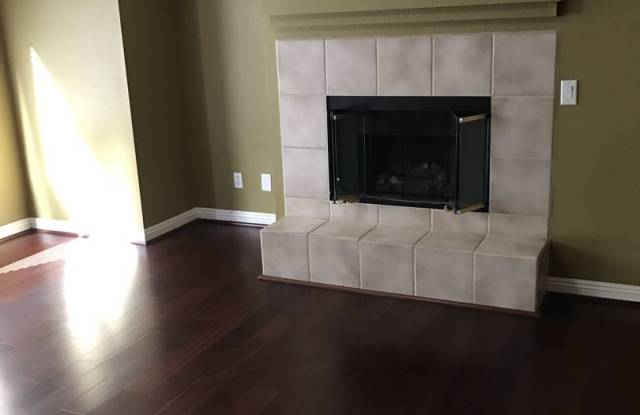 1588 Hawken Drive Gallery 2