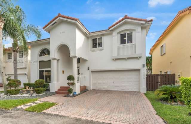 11230 NW 59th Ter photos photos