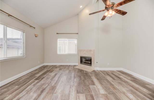 525 North Lucia Avenue photos photos