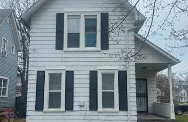 Charming 3 Bedroom 1 Bath Home photos photos