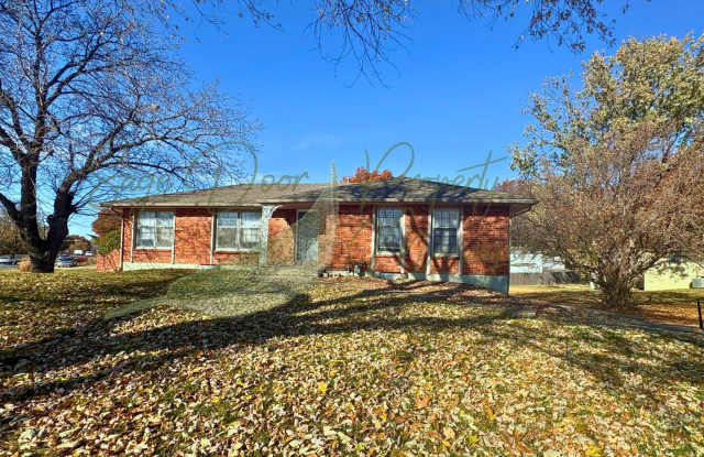 BEAUTIFUL HOME IN KANSAS CITY KANSAS - 2010 North 73rd Terrace, Kansas City, KS 66112