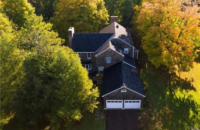 6891 Woodchuck Hill Road photos photos