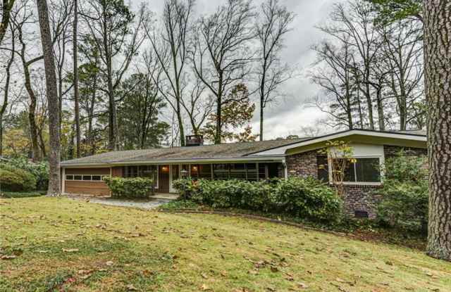 2490 Echo Drive NE Gallery 2