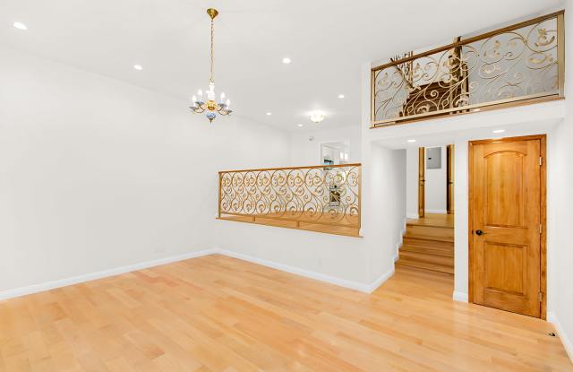 1745 Selby Ave photos photos