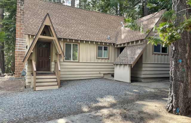 Gardner Mountain Gem - Just Steps from Miles and Miles of Trails Gallery 3