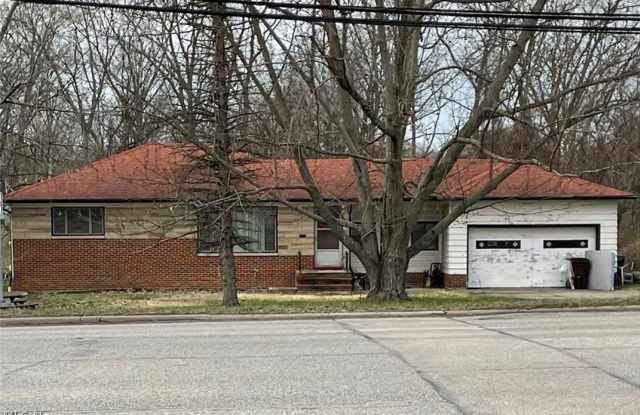 7688 Broadview Road photos photos