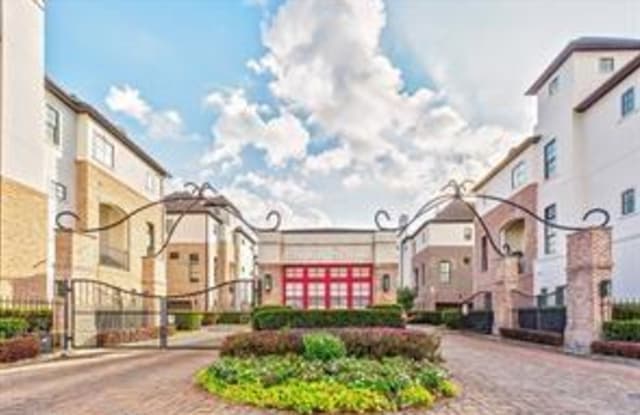 2007 Fannin Station - 2007 Fannin Street, Houston, TX 77045