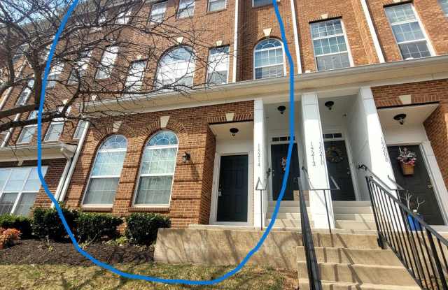 15214 ROSEMONT MANOR Drive Gallery 1