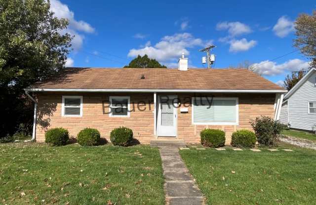 Newly Renovated 3 Bedroom Ranch Home photos photos