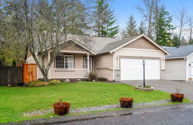 Beautiful, spacious home in Silverado neighborhood. MOVE-IN SPECIAL!! photos photos