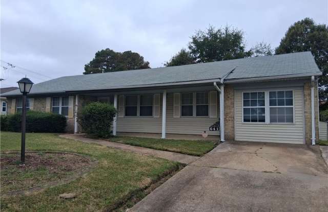 641 Table Rock Road Gallery 1