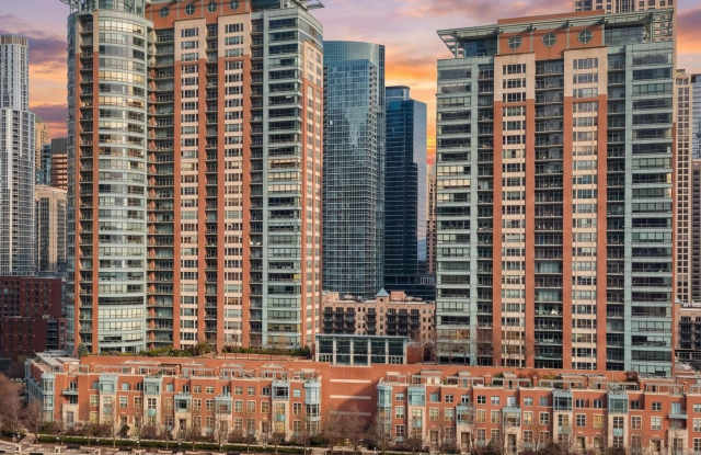 445 E N WATER Street unit: 2003 photos photos