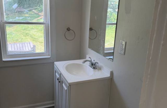 Fully Renovated 3BR Home Gallery 4