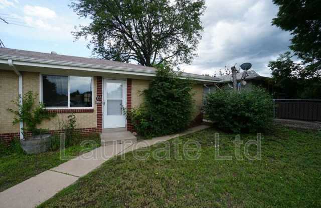 852 Forest St photos photos
