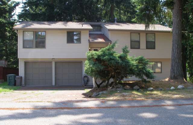 Large 3 Bedroom home with 1,812 square feet! Gallery 1