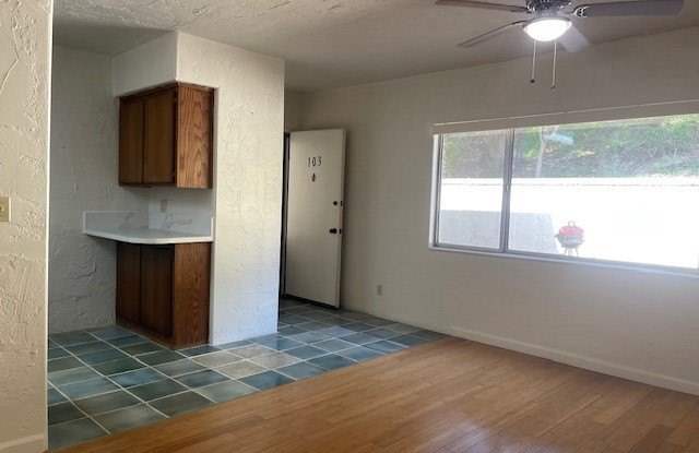 720 W Summerland Avenue photos photos