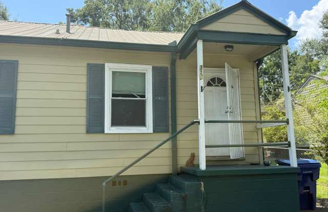Charming 1-Bedroom Duplex in Pell City! photos photos