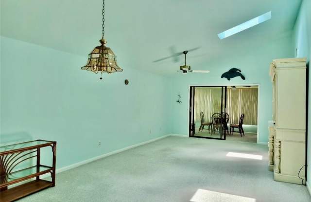 5188 S Riverview Circle Gallery 2