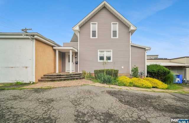 534 Durie Avenue 3 photos photos