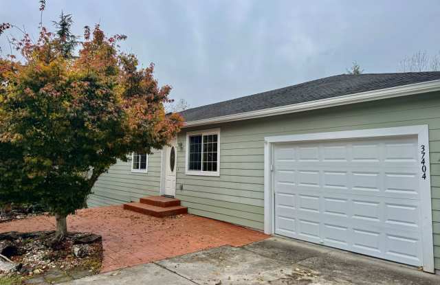 desirable Driftwood Keys daylight rambler...main floor primary suite photos photos