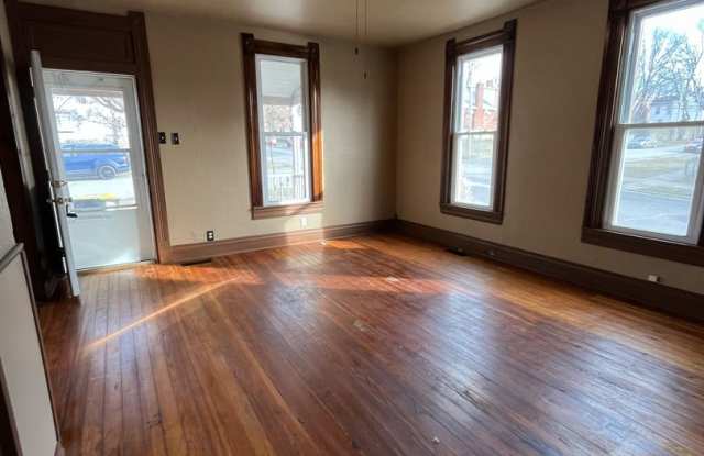 2 Bedroom House For Rent photos photos