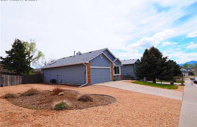 6565 Lonsdale Drive Gallery 4