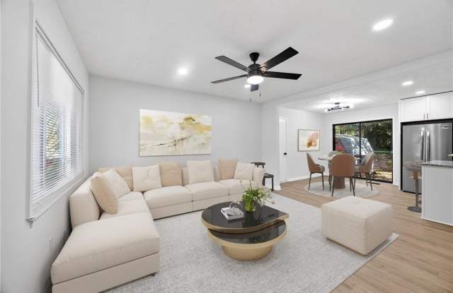 1517 Colony E Circle photos photos