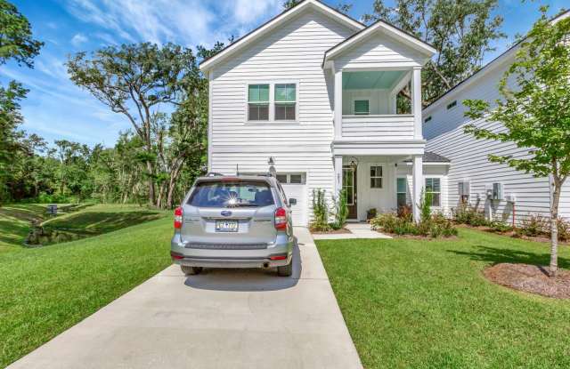 Luxury, Space, and Comfort in One Exceptional Home photos photos