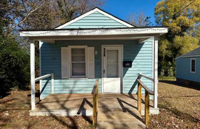 One bedroom, 1 bath house in Burlington - 516 Key Street, Burlington, NC 27217 One bedroom, 1 bath house in Burlington - 516 Key Street, Burlington, NC 27217