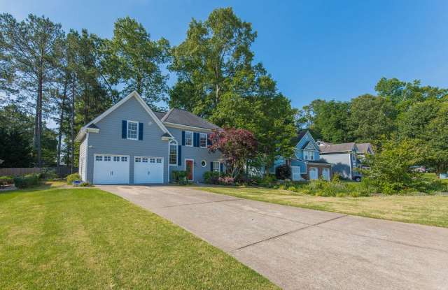 605 Radford Circle Gallery 3