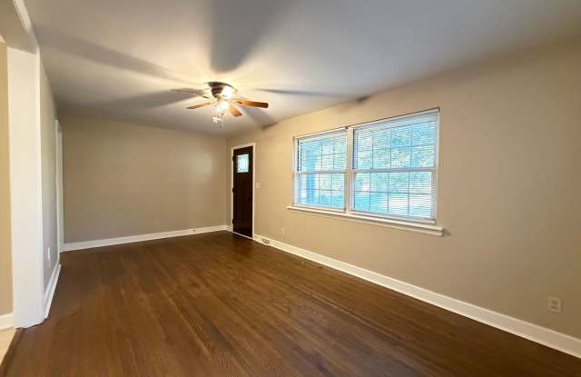 Updated Cottage with a country Setting Gallery 4