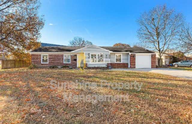 3701 Teakwood Dr photos photos