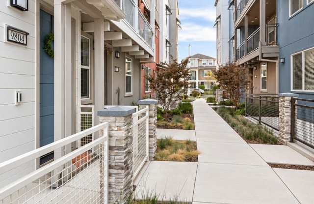 Stunning 2-Bedroom, 2-Bath Home for Rent with Gorgeous Views! Gallery 4