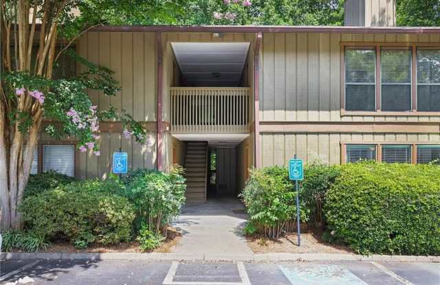 1014 Dunbar Drive Gallery 1