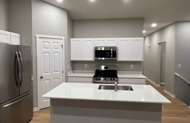 New Construction 3 Bedroom Home in Established Altoona Neighborhood Gallery 3